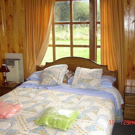 Hosteria Catalina Sm Hornopiren Exterior photo