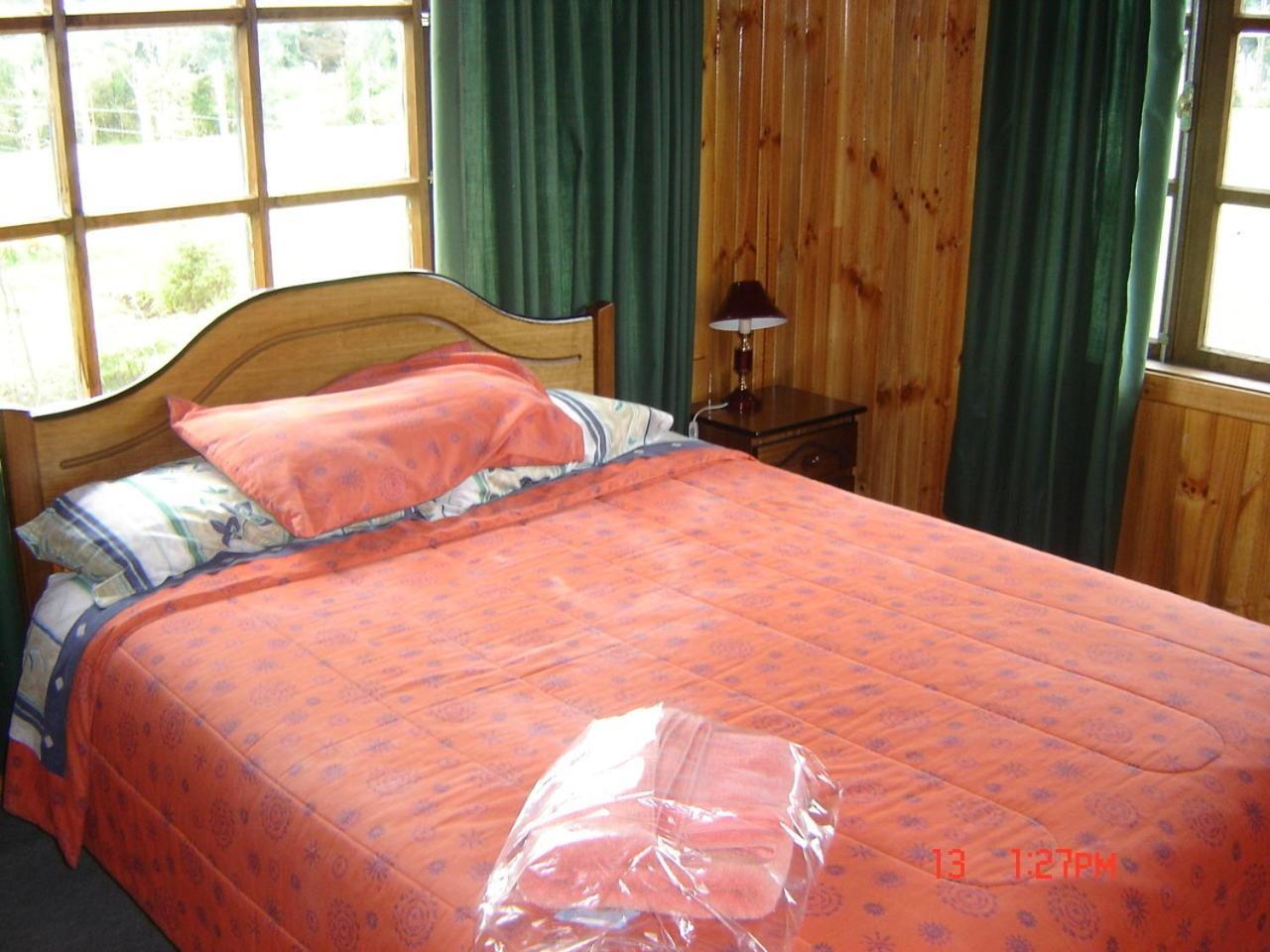 Hosteria Catalina Sm Hornopiren Room photo