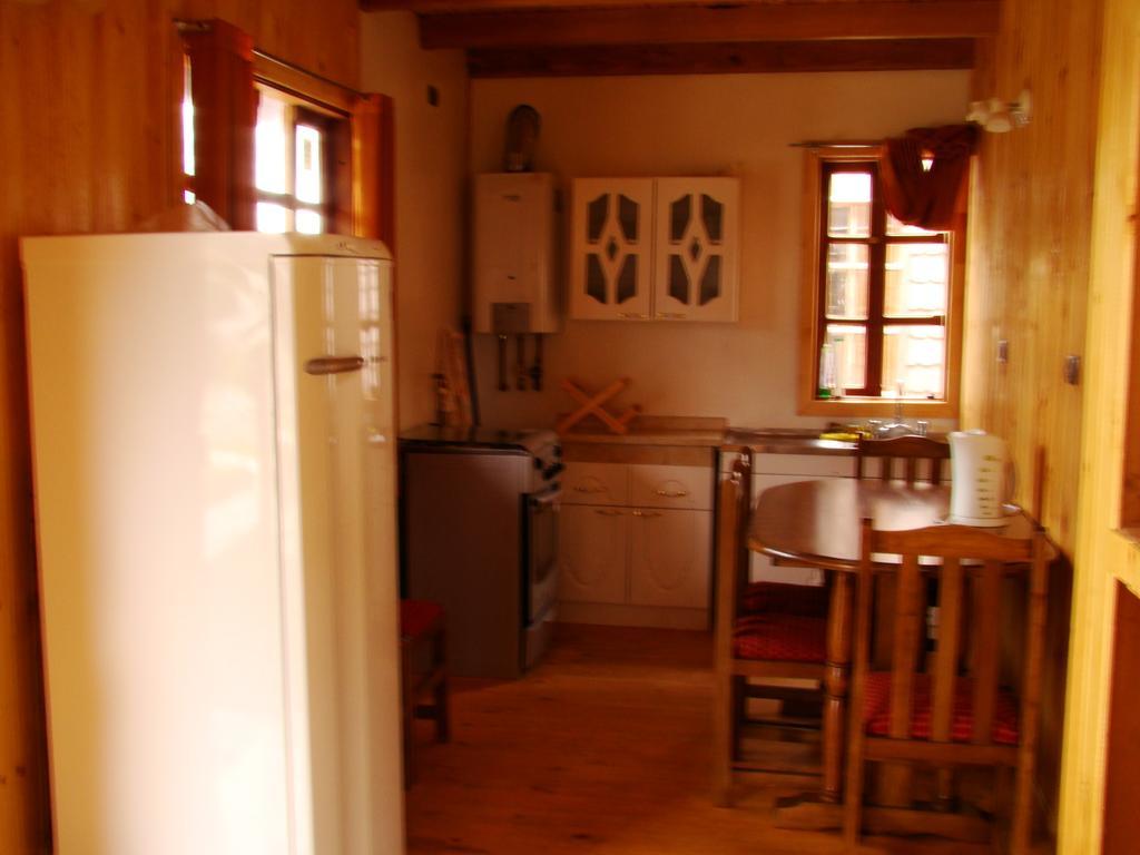 Hosteria Catalina Sm Hornopiren Room photo